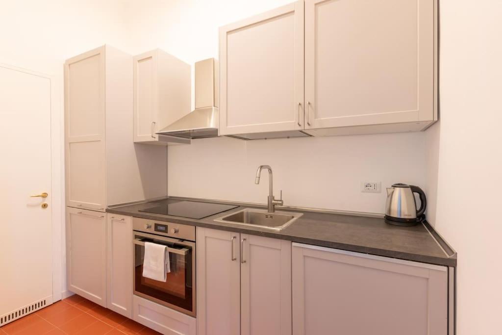 Elegante Bilocale Porta Genova - Mirable Pm Lägenhet Milano Exteriör bild